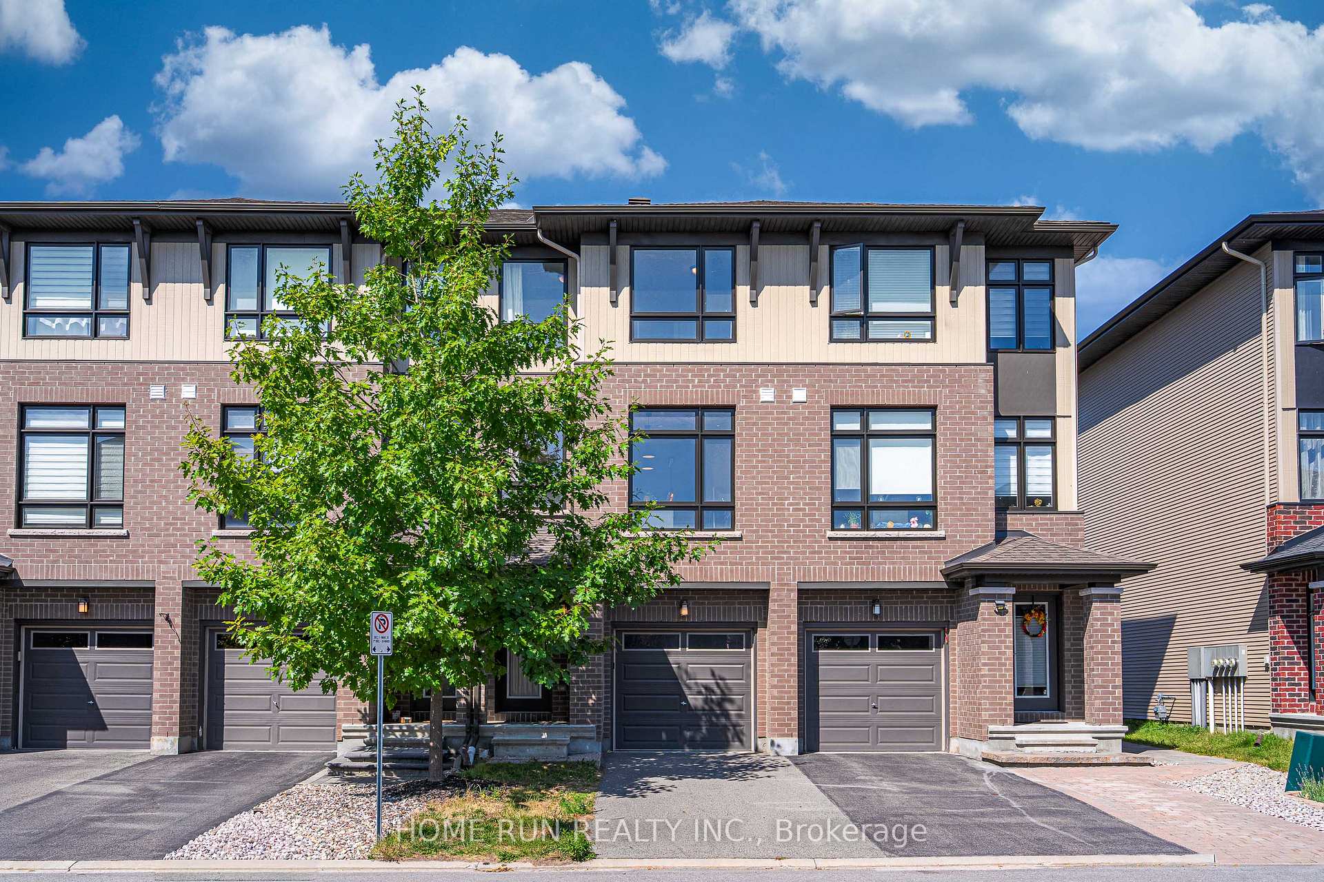 Photo 1 of 90 Gooseberry Place, Ottawa, Barrhaven - Longfields — HOMEH