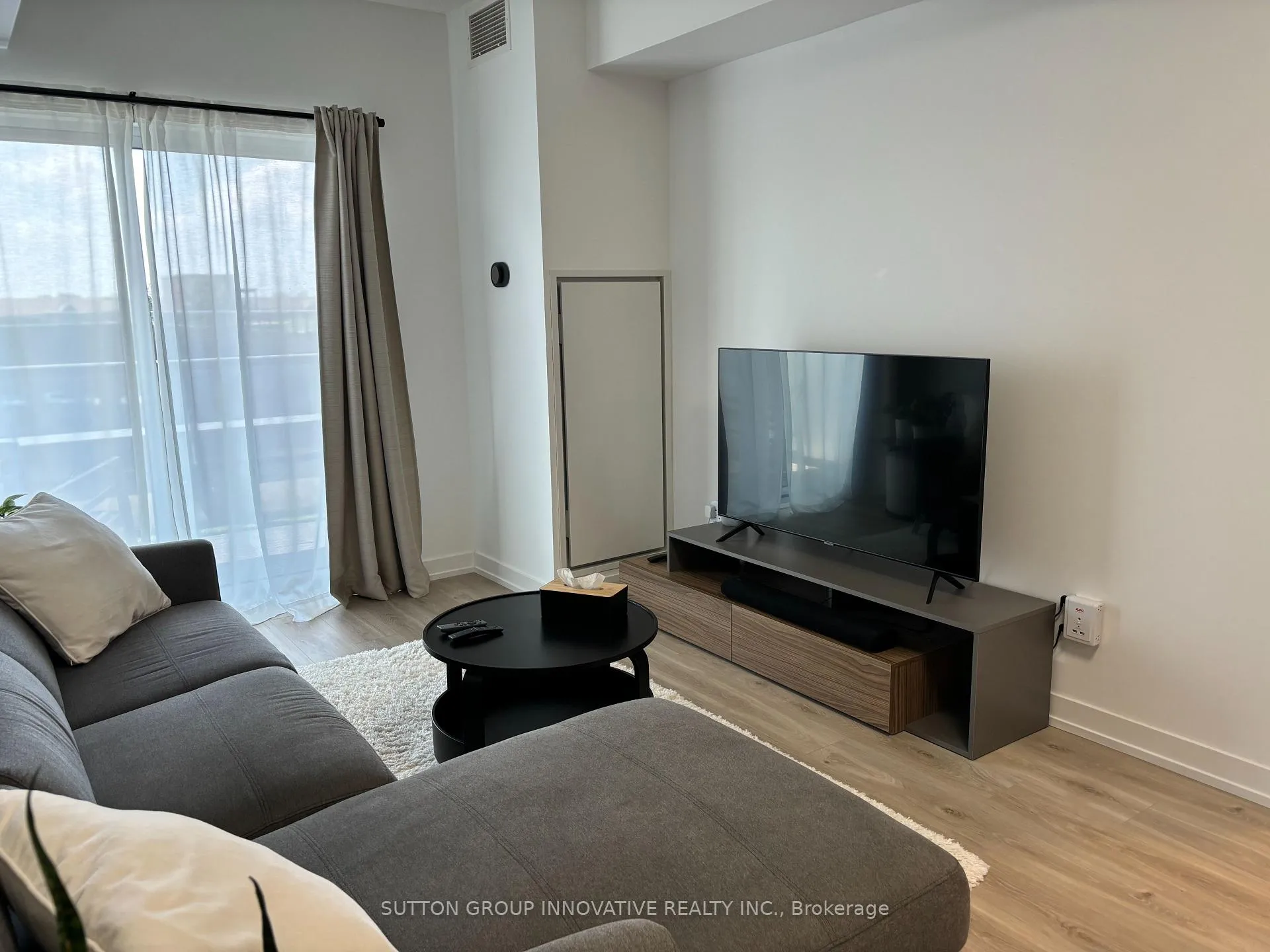 Photo 14 of Unit 204, 550 North Service Road, Grimsby, Grimsby Beach — HOMEH