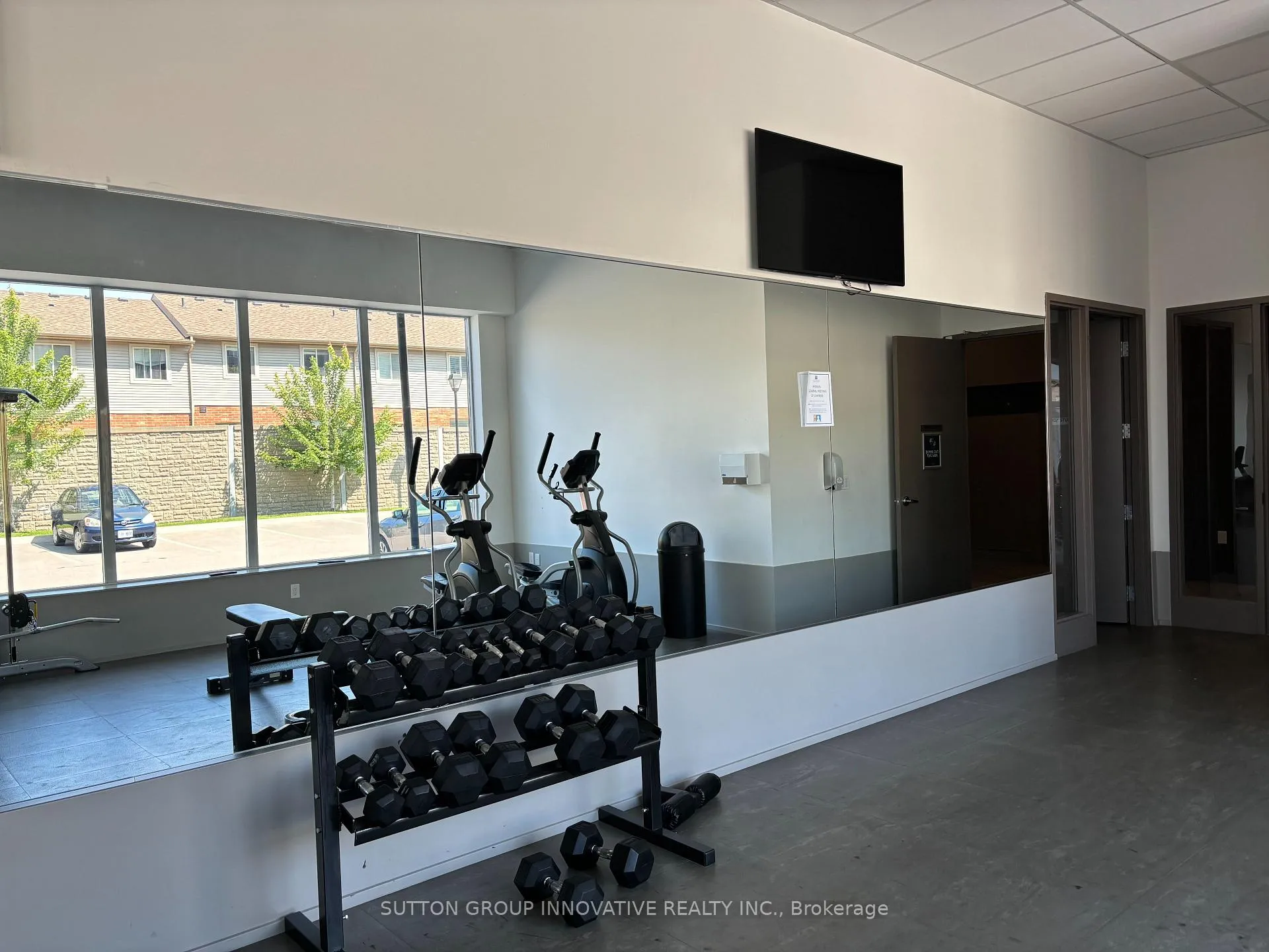 Photo 37 of Unit 204, 550 North Service Road, Grimsby, Grimsby Beach — HOMEH