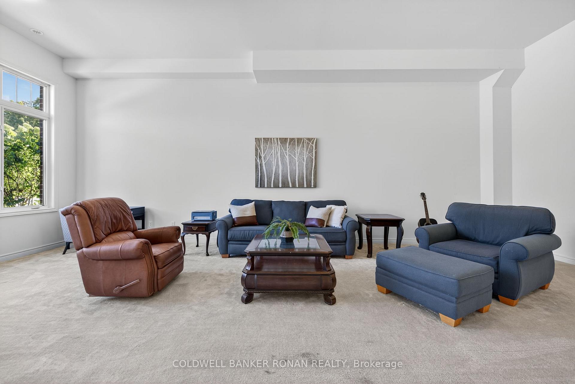 Photo 5 of 10 McCardy Court, Caledon, Caledon East — HOMEH