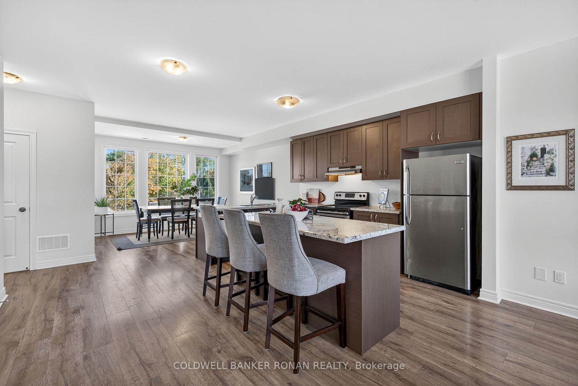 Photo 11 of 10 McCardy Court, Caledon, Caledon East — HOMEH