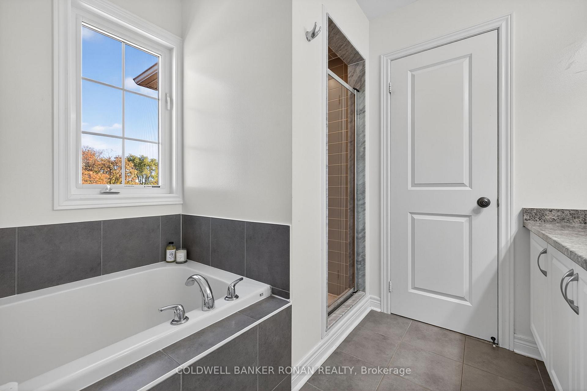 Photo 24 of 10 McCardy Court, Caledon, Caledon East — HOMEH