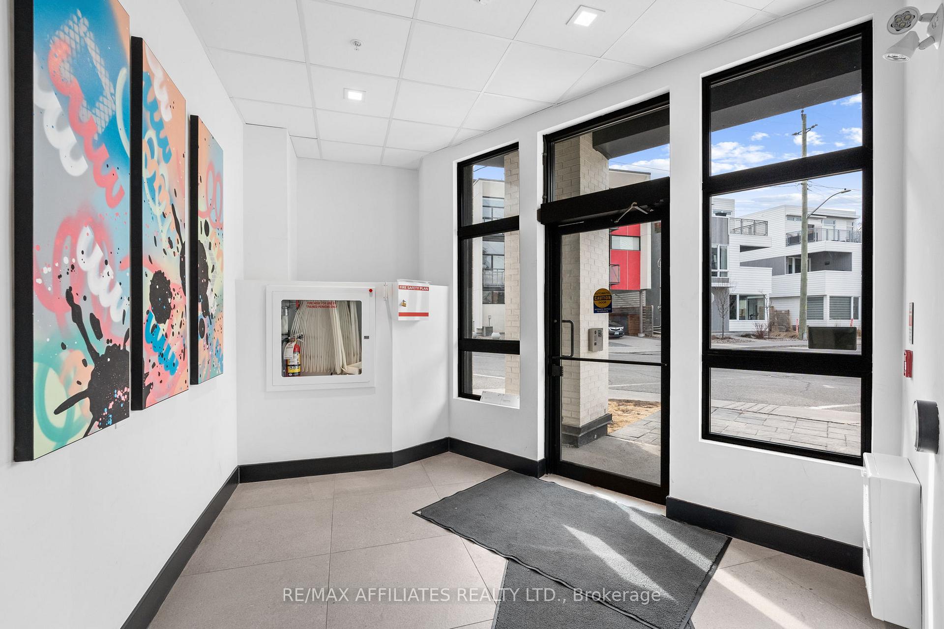 Photo 5 of Unit 101, 101 Pinhey Street, Ottawa, Hintonburg — HOMEH