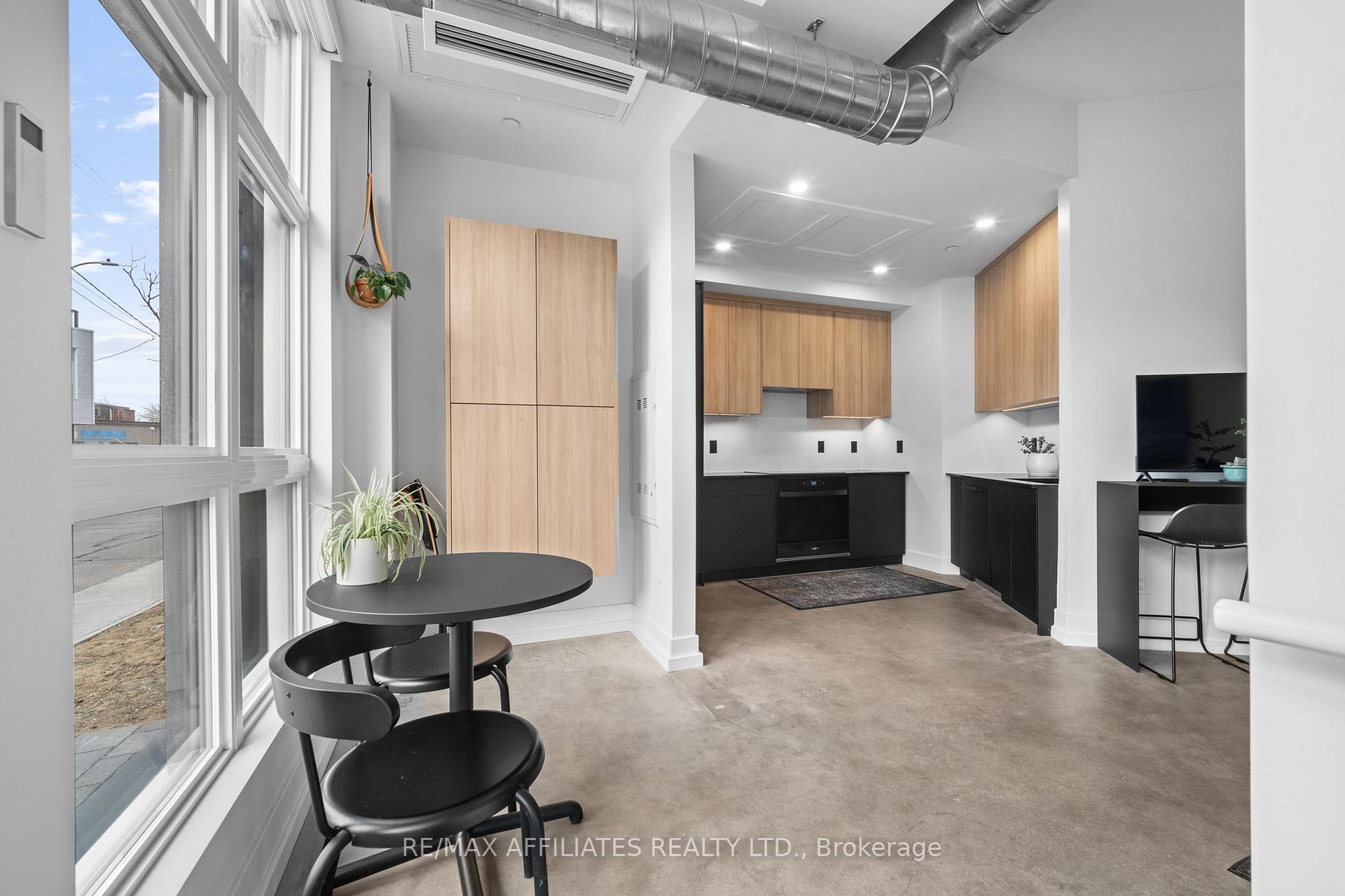 Photo 8 of Unit 101, 101 Pinhey Street, Ottawa, Hintonburg — HOMEH