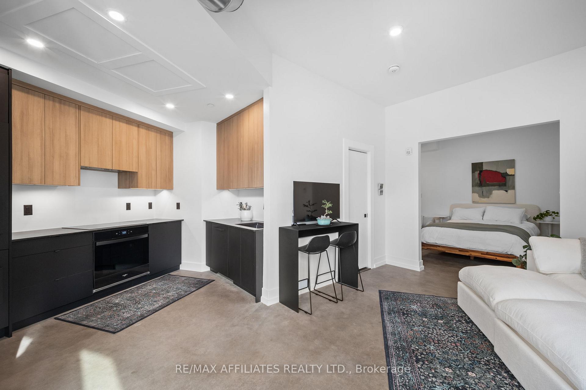 Photo 11 of Unit 101, 101 Pinhey Street, Ottawa, Hintonburg — HOMEH
