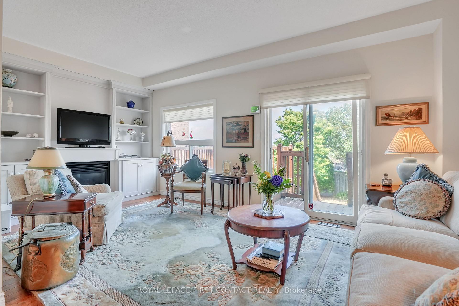 Photo 6 of 126 Bruce Crescent, Barrie, Bayshore — HOMEH