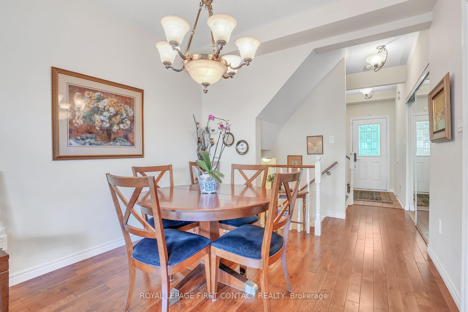 Photo 9 of 126 Bruce Crescent, Barrie, Bayshore — HOMEH