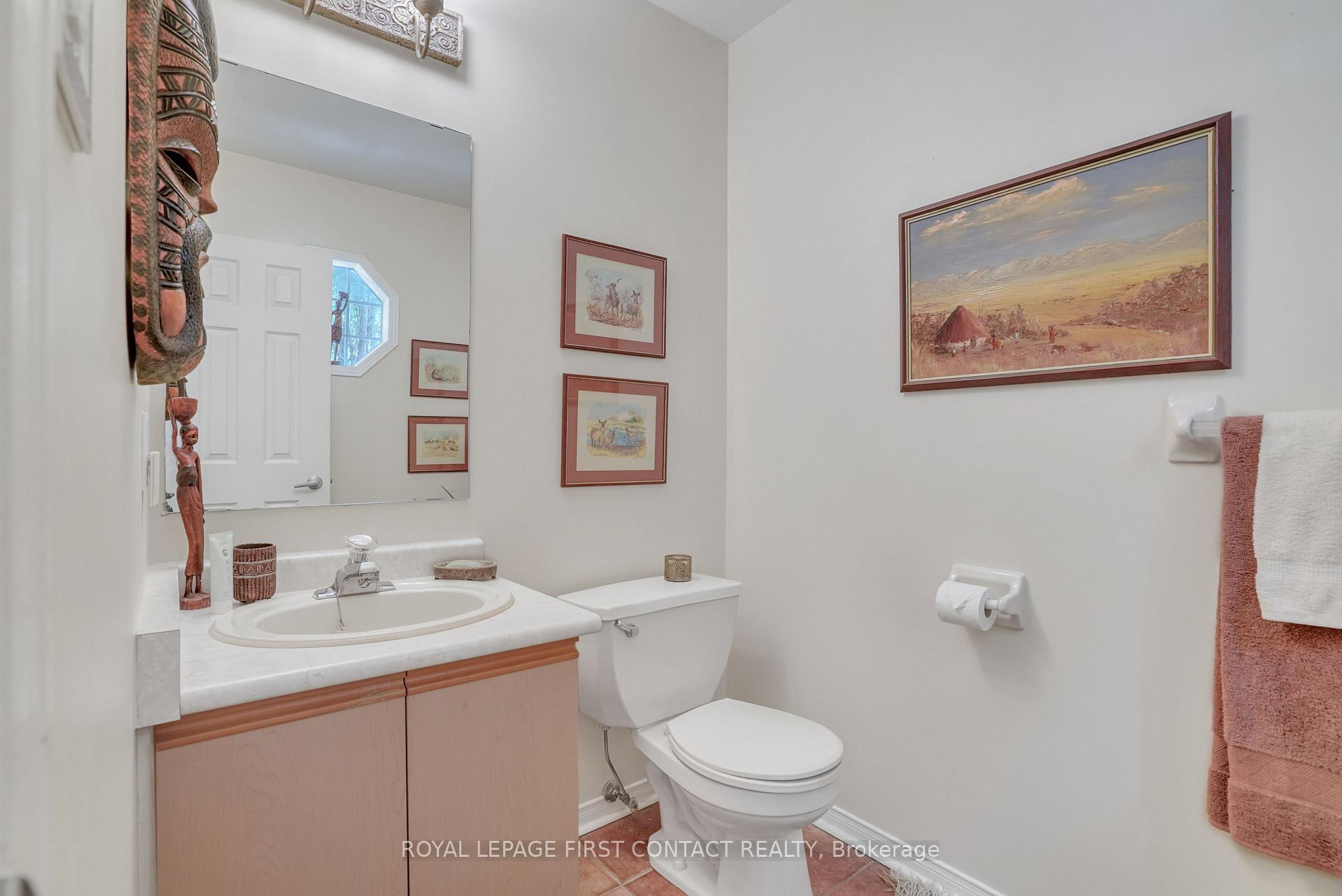 Photo 13 of 126 Bruce Crescent, Barrie, Bayshore — HOMEH