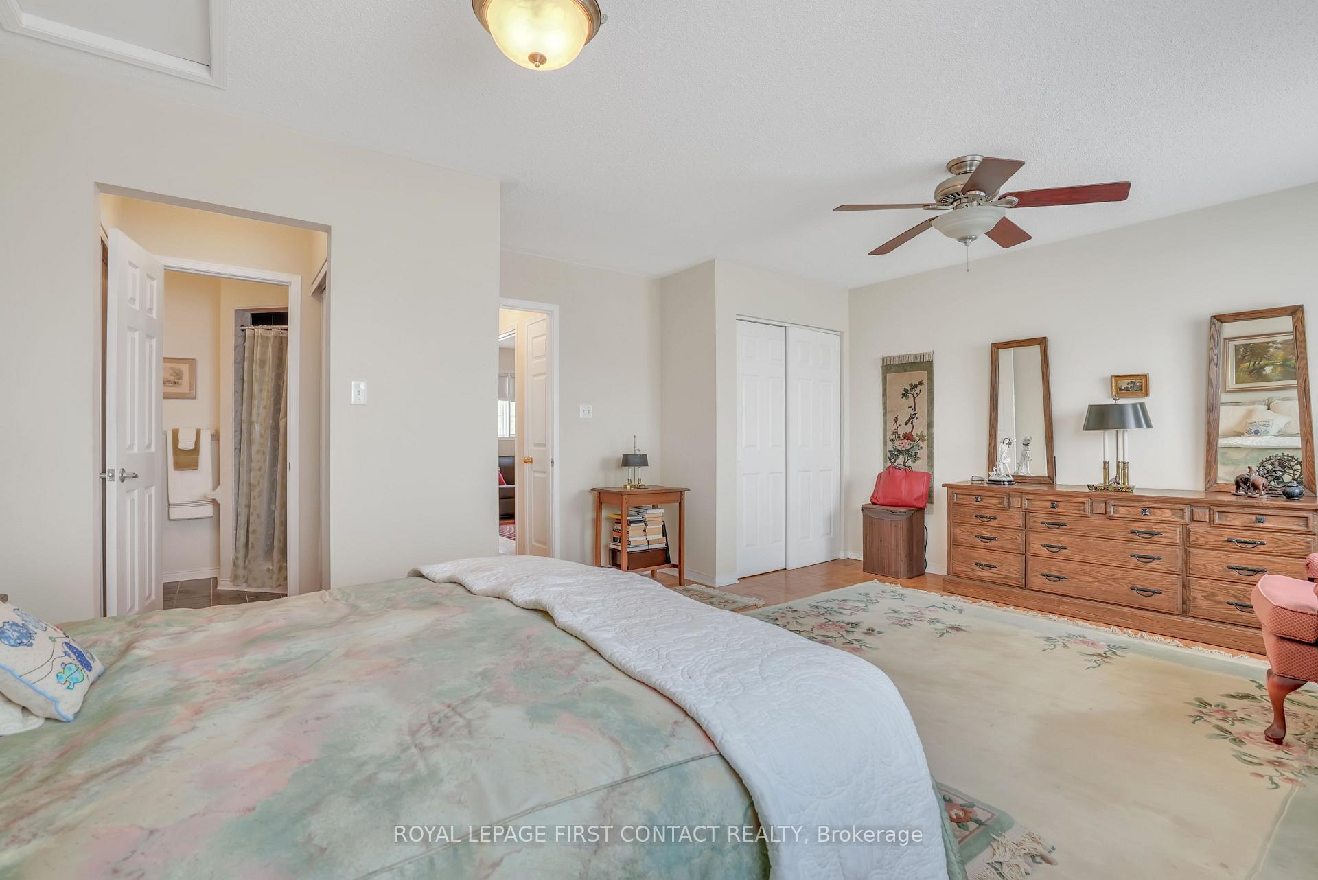 Photo 16 of 126 Bruce Crescent, Barrie, Bayshore — HOMEH