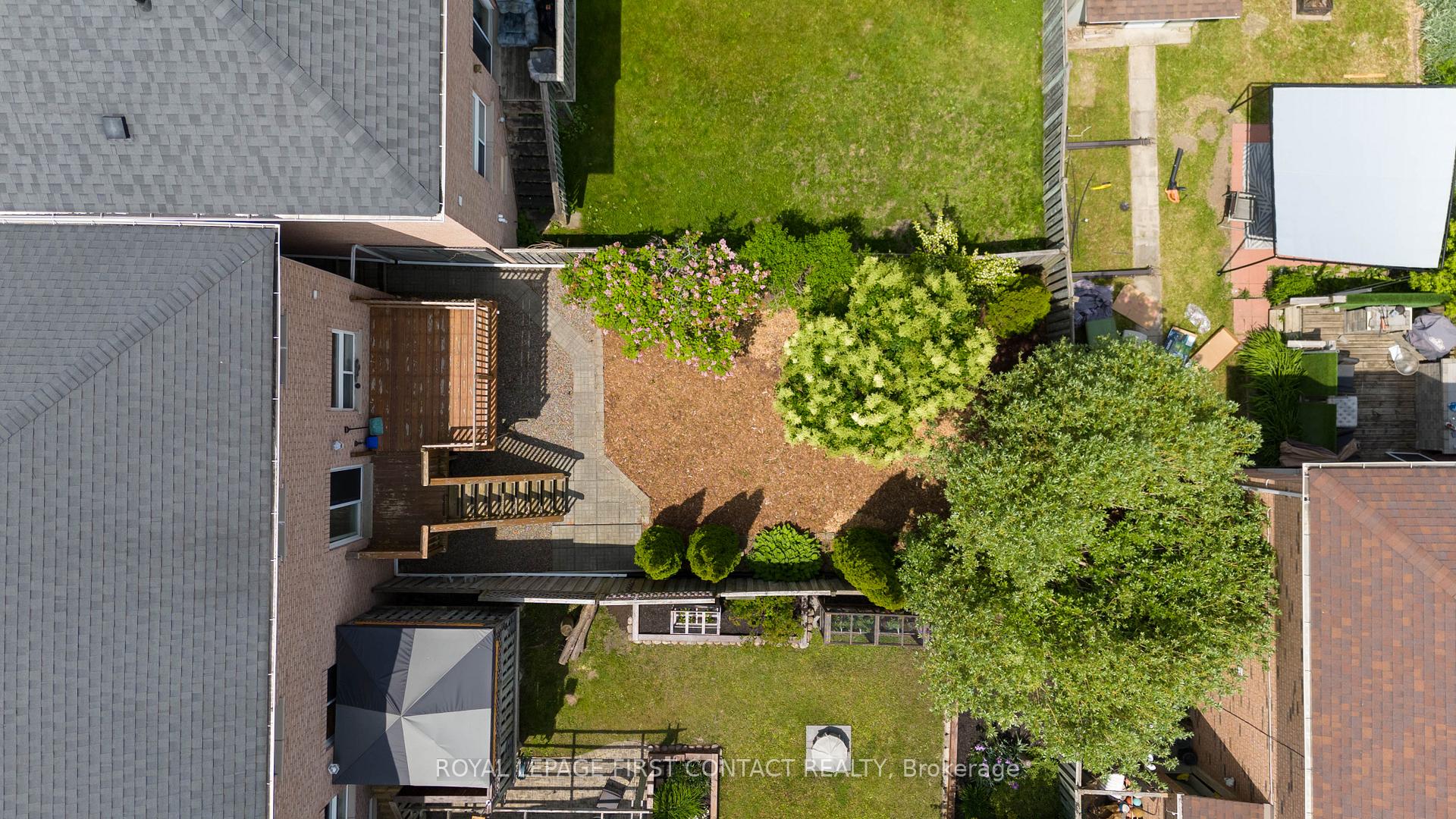 Photo 31 of 126 Bruce Crescent, Barrie, Bayshore — HOMEH