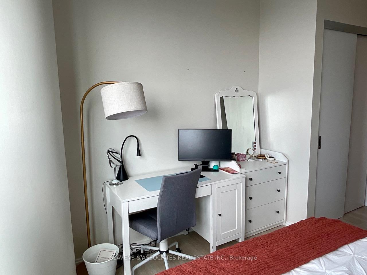 Photo 11 of Unit 2803, 8 Charlotte Street, Toronto, Waterfront Communities — HOMEH