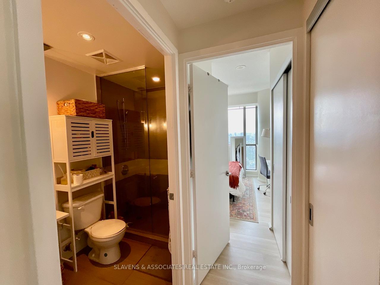 Photo 13 of Unit 2803, 8 Charlotte Street, Toronto, Waterfront Communities — HOMEH