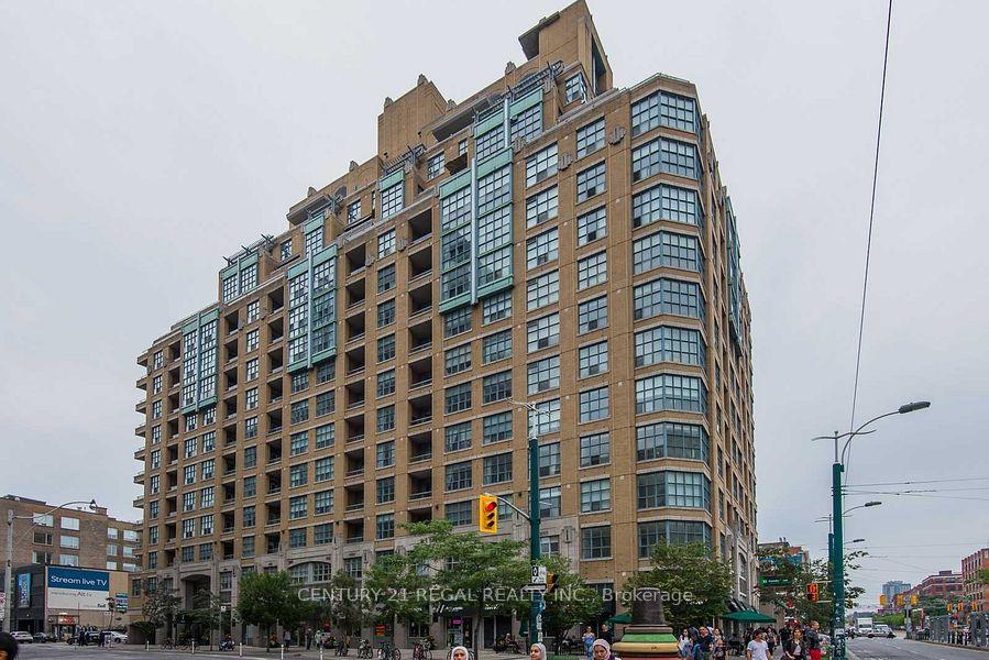 Front of Unit 1103, 438 Richmond Street W