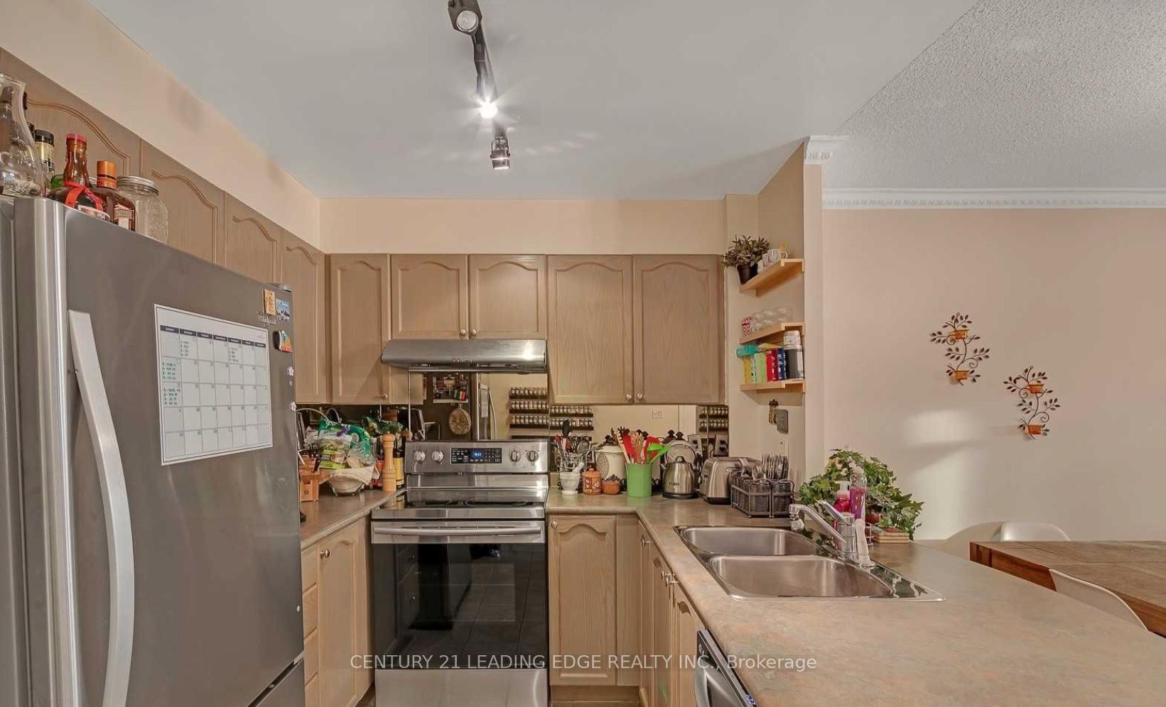 Photo 9 of Unit 931, 600 Queens Quay W, Toronto, Waterfront Communities — HOMEH