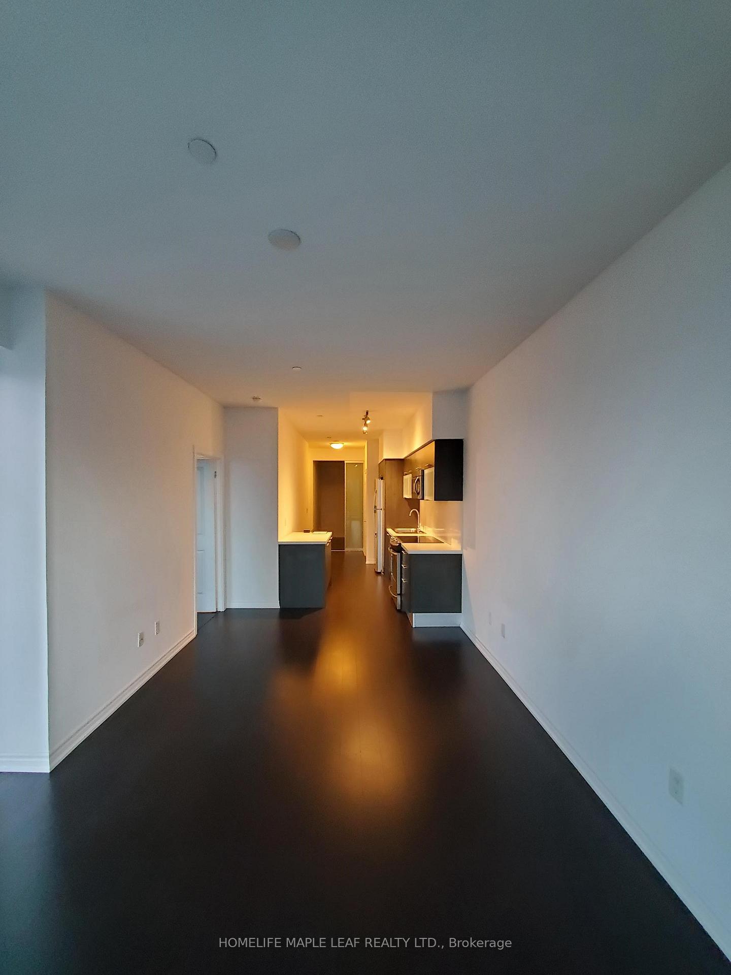 Photo 7 of Unit 4001, 386 Yonge Street, Toronto, Bay Street Corridor — HOMEH