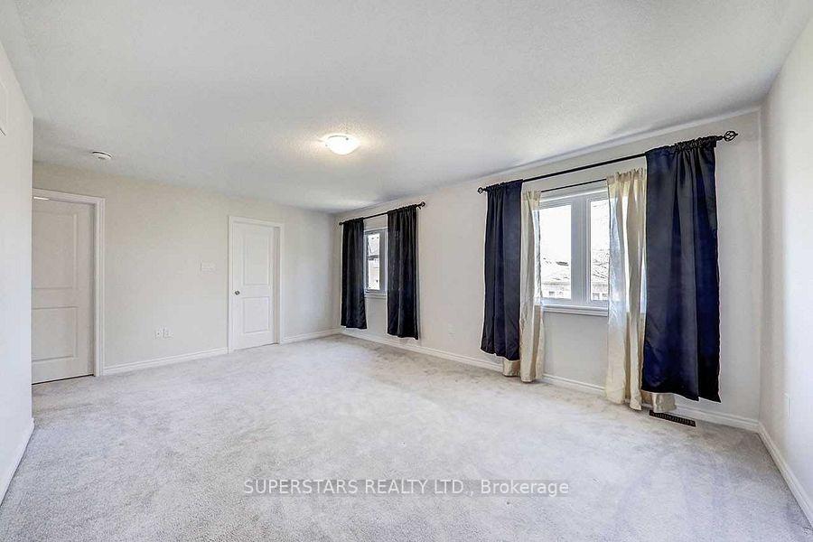 Photo 11 of 62 Ireland Street, Clarington, Bowmanville — HOMEH