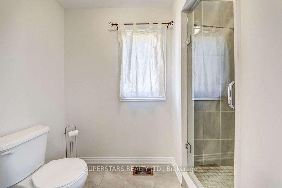 Photo 14 of 62 Ireland Street, Clarington, Bowmanville — HOMEH