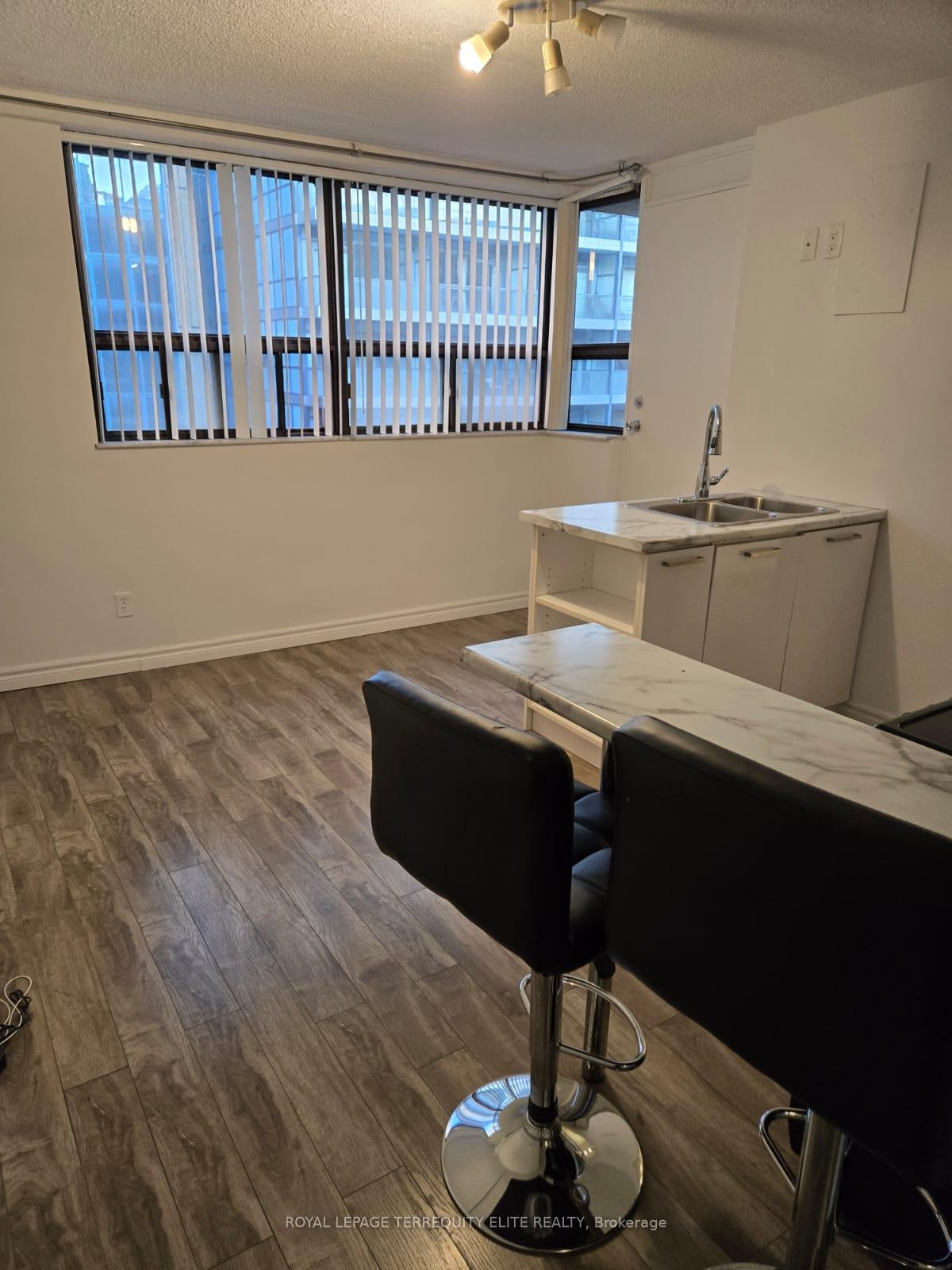 Photo 6 of Unit 622, 80 St Patrick Street, Toronto, Kensington-Chinatown — HOMEH