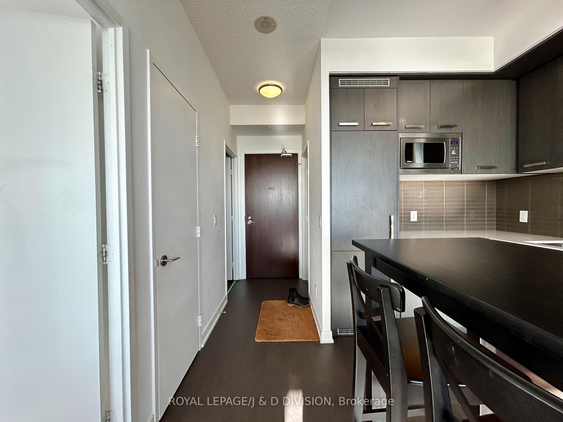 Photo 5 of Unit S805, 120 Bayview Avenue, Toronto, Waterfront Communities — HOMEH