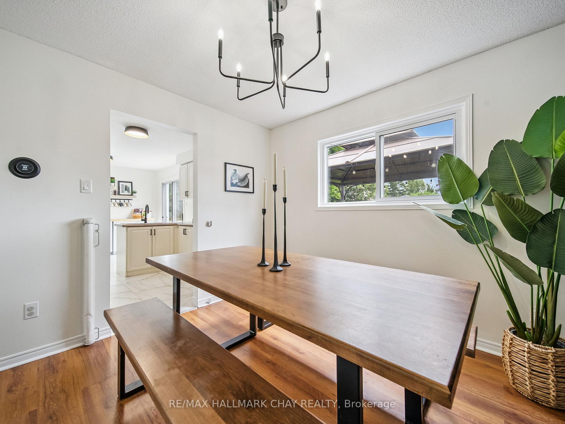 Photo 16 of 8 Darren Drive, Essa, Angus — HOMEH