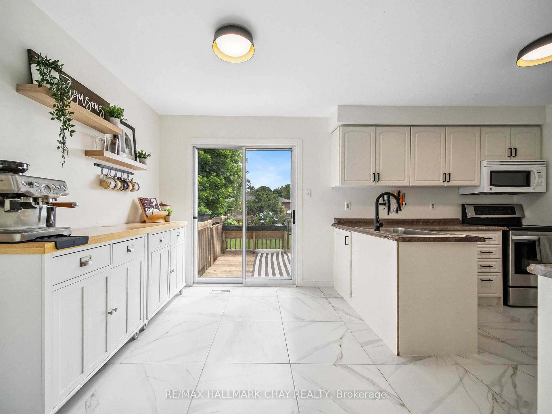 Photo 24 of 8 Darren Drive, Essa, Angus — HOMEH