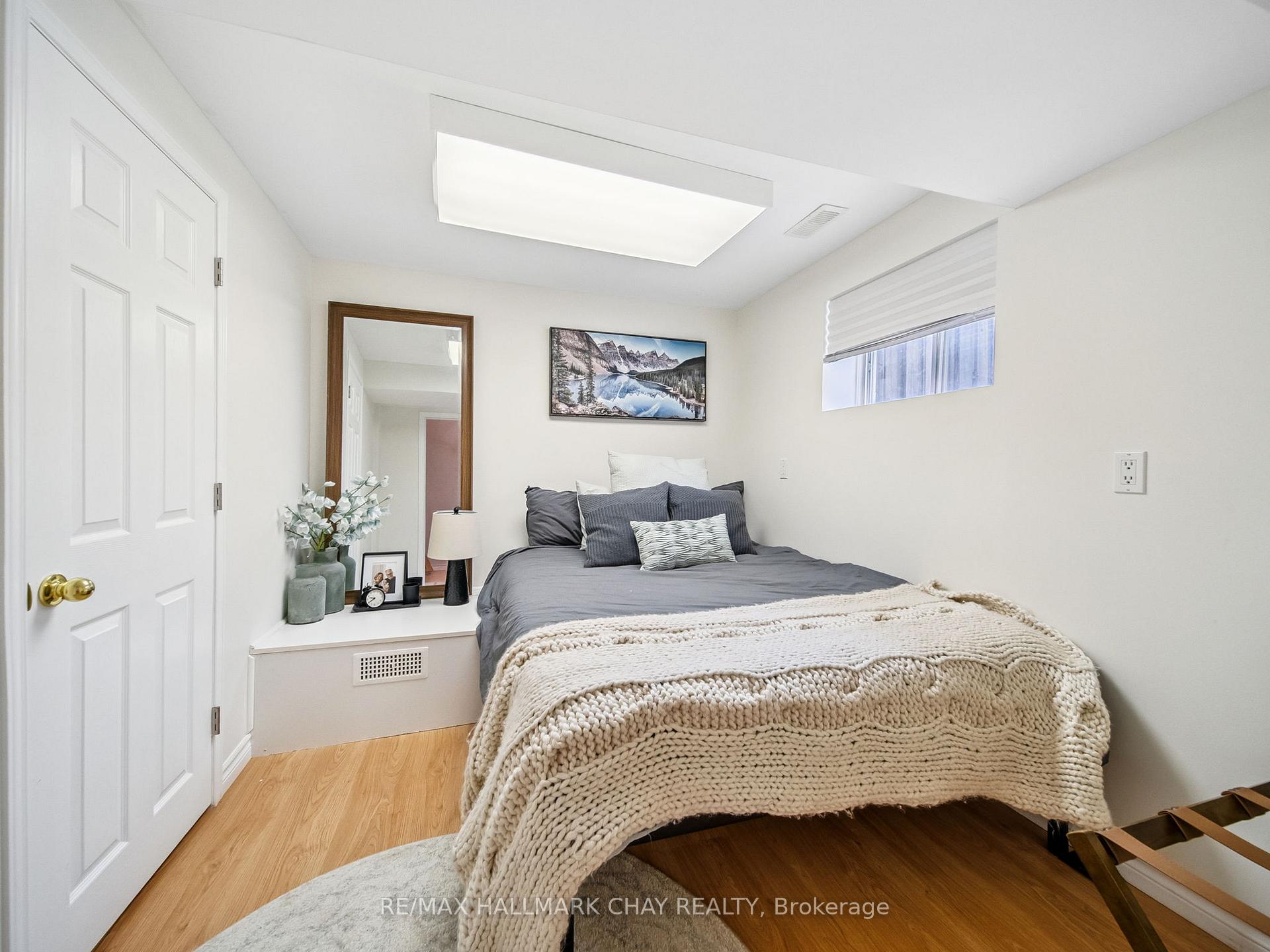 Photo 36 of 8 Darren Drive, Essa, Angus — HOMEH