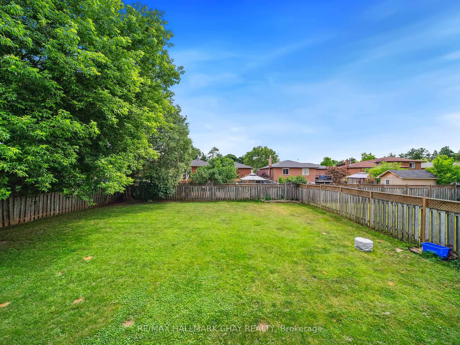 Photo 40 of 8 Darren Drive, Essa, Angus — HOMEH