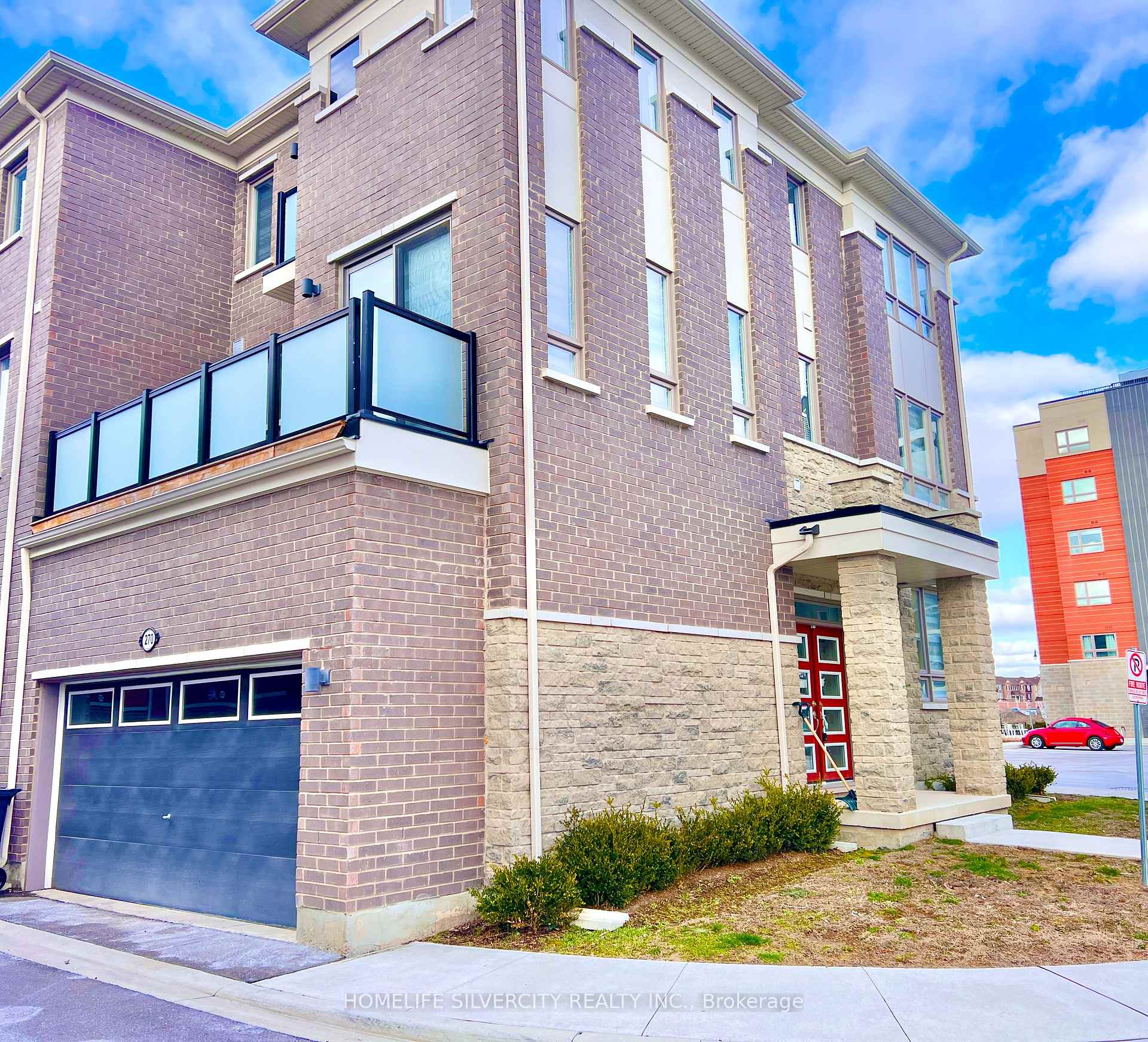 Photo 6 of Unit 19, 270 Lagerfeld Drive, Brampton, Northwest Brampton — HOMEH