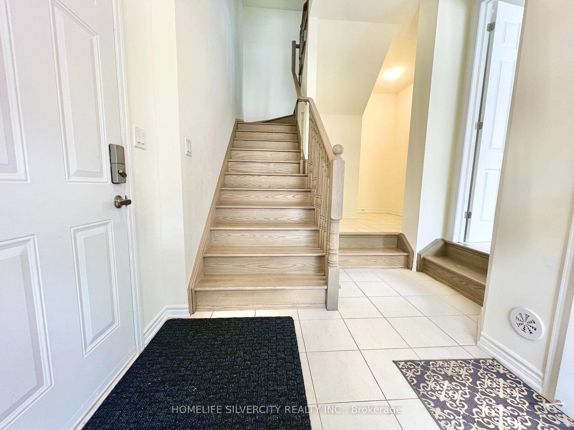 Photo 7 of Unit 19, 270 Lagerfeld Drive, Brampton, Northwest Brampton — HOMEH