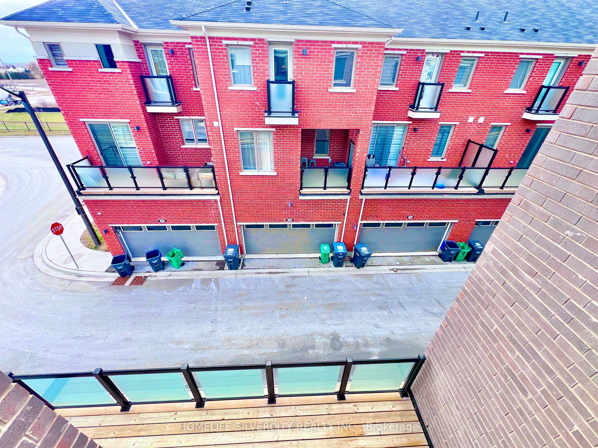 Photo 11 of Unit 19, 270 Lagerfeld Drive, Brampton, Northwest Brampton — HOMEH