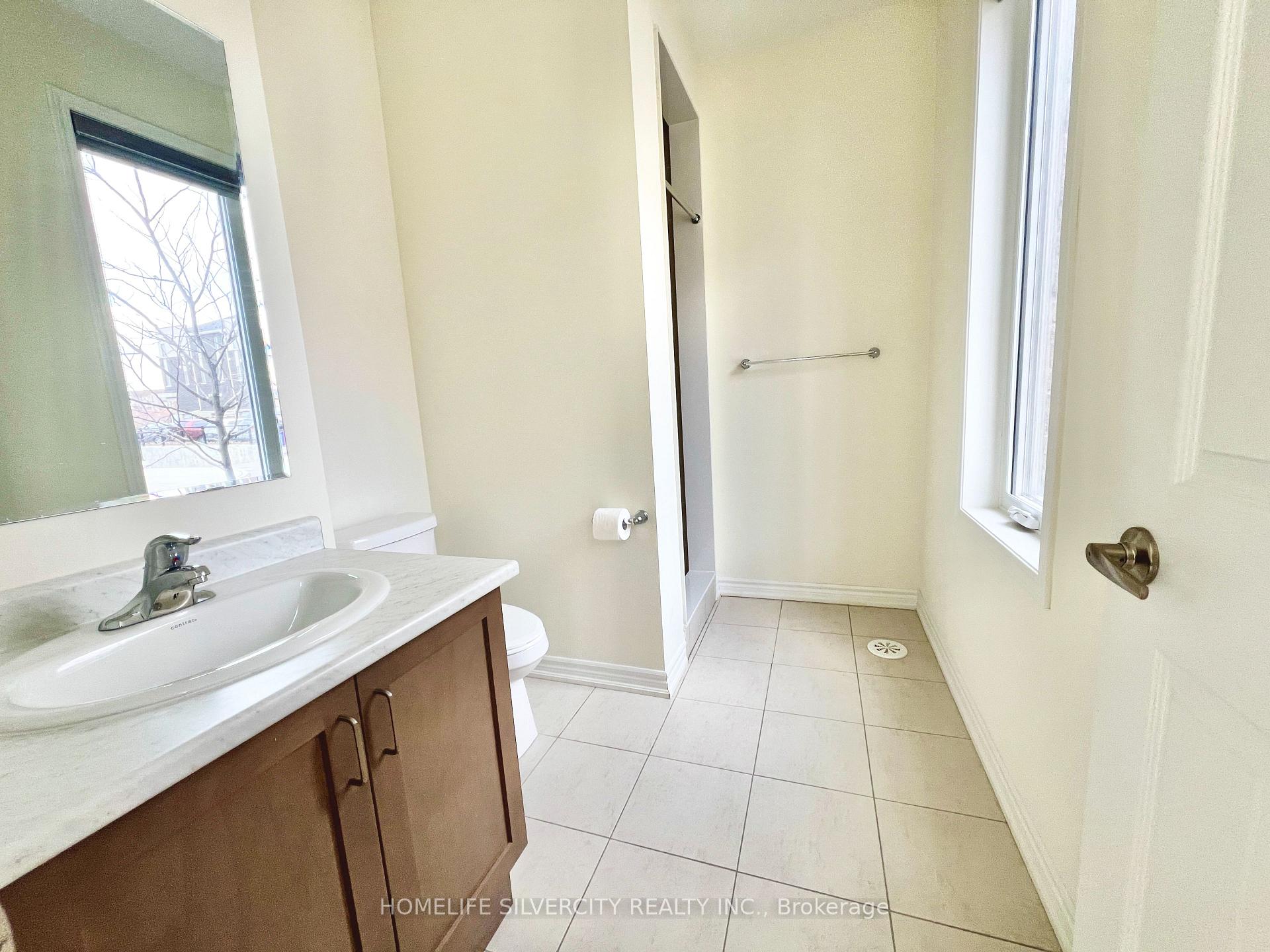 Photo 21 of Unit 19, 270 Lagerfeld Drive, Brampton, Northwest Brampton — HOMEH