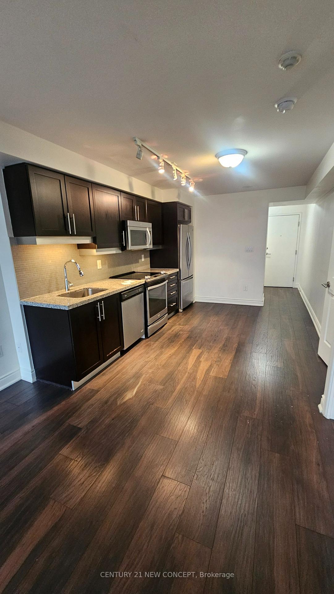 Photo 5 of Unit 207, 400 Adelaide Street E, Toronto, Moss Park — HOMEH