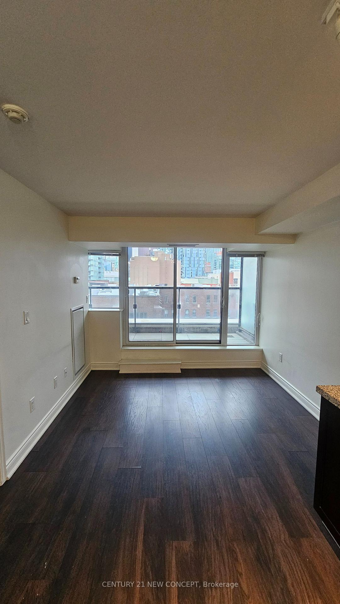 Photo 6 of Unit 207, 400 Adelaide Street E, Toronto, Moss Park — HOMEH