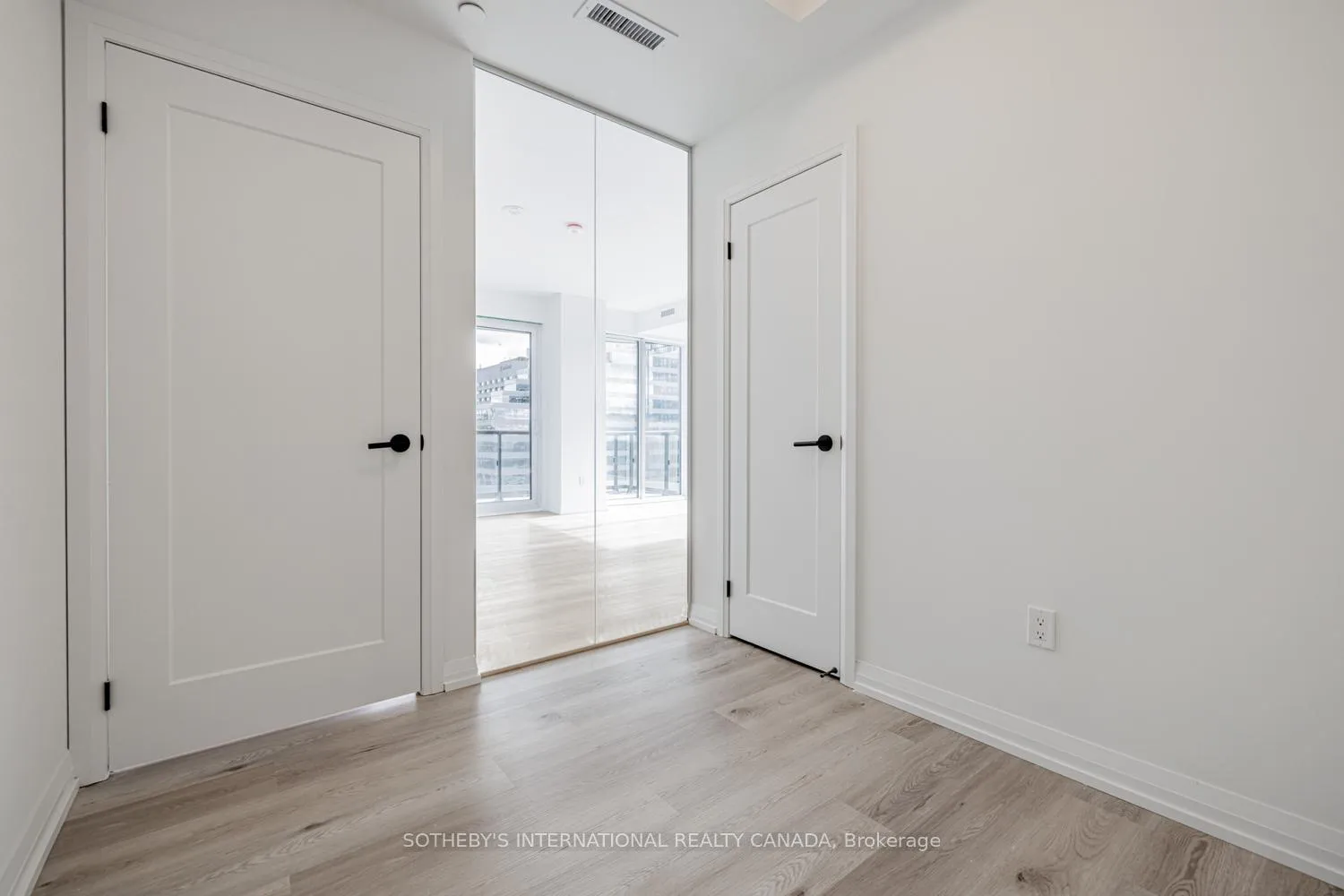 Photo 19 of Unit 1705, 280 Dundas Street, Toronto, Kensington-Chinatown — HOMEH