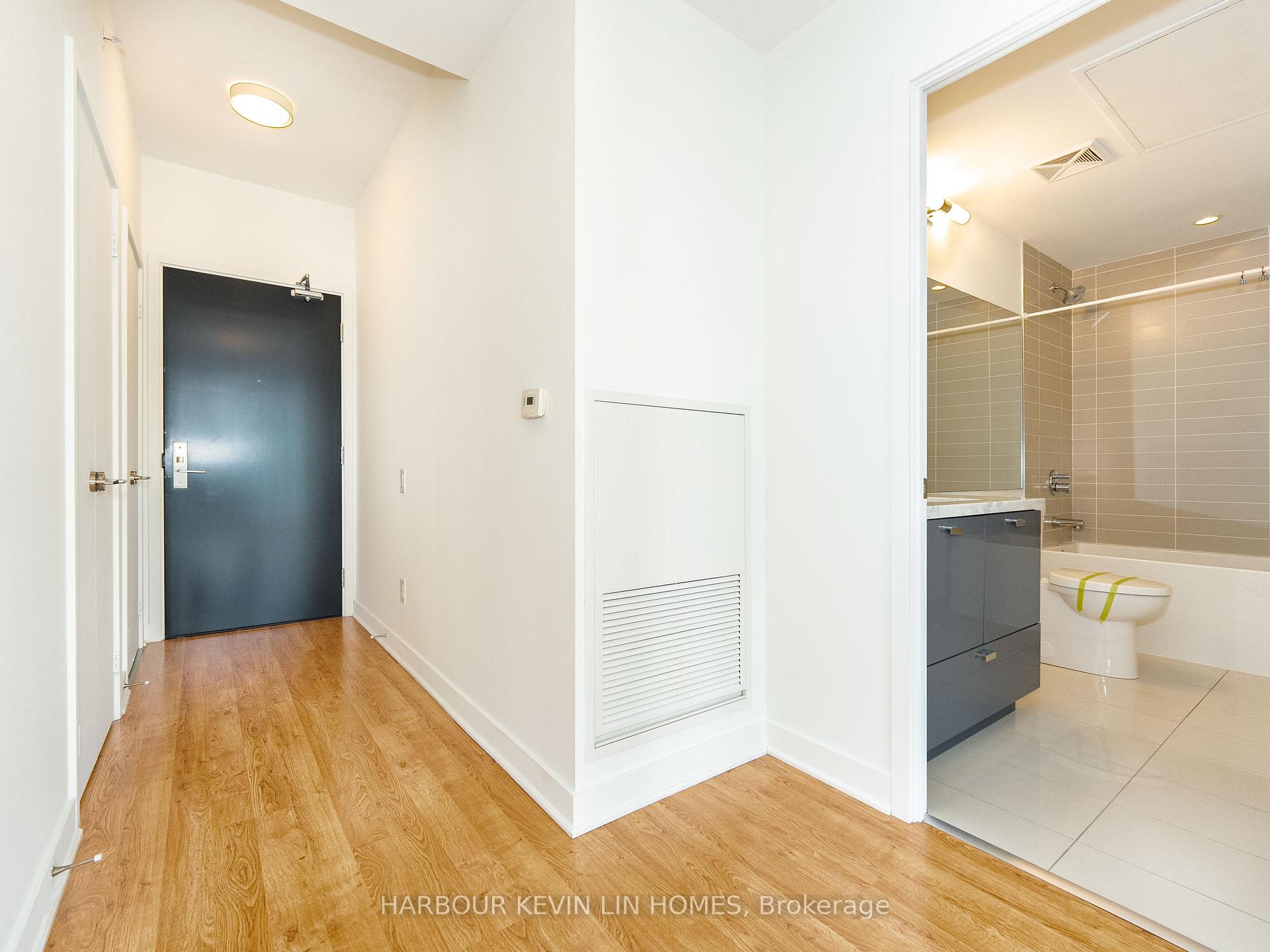 Photo 6 of Unit 3101, 290 Adelaide Street W, Toronto, Waterfront Communities — HOMEH