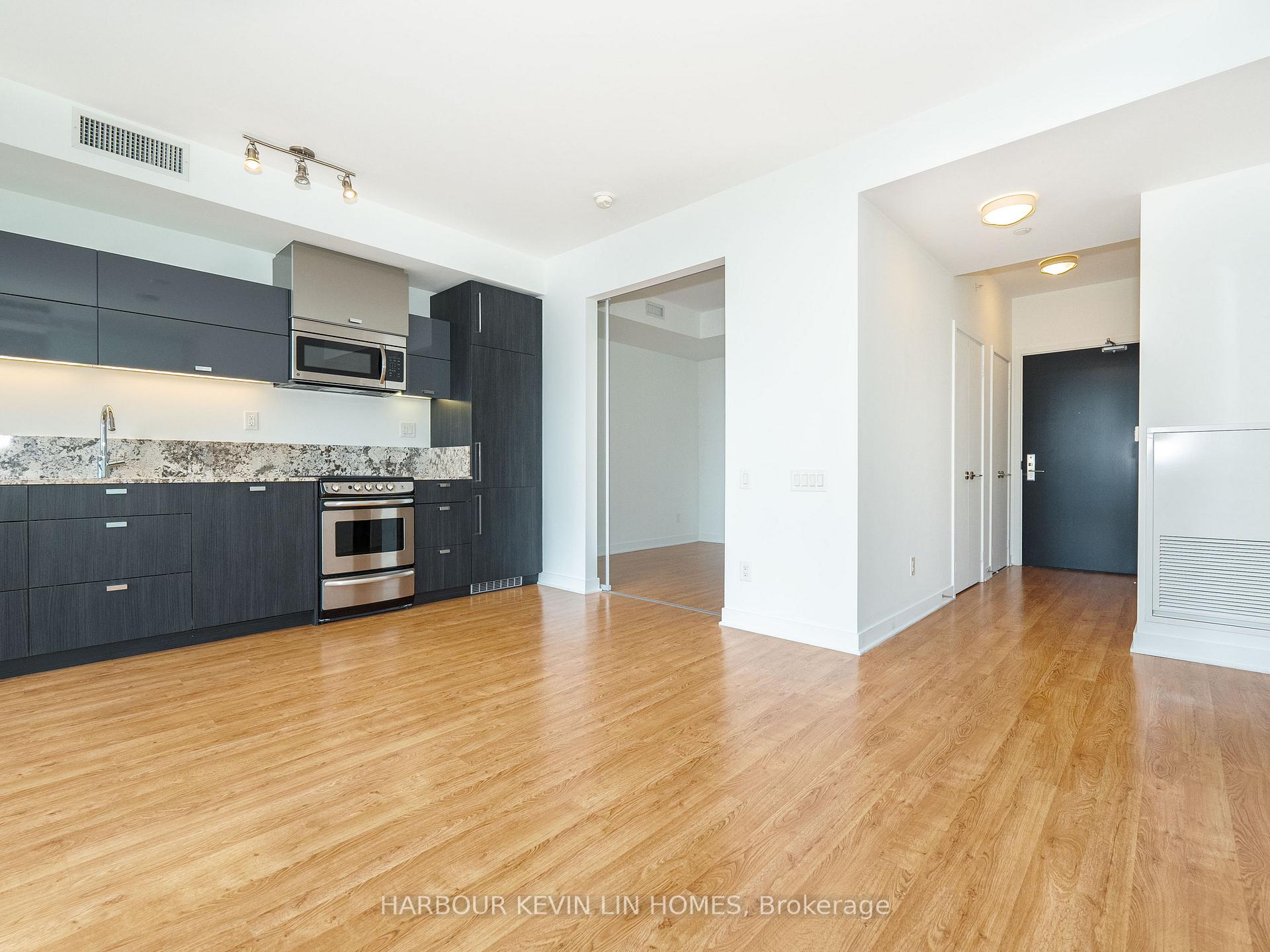 Photo 10 of Unit 3101, 290 Adelaide Street W, Toronto, Waterfront Communities — HOMEH