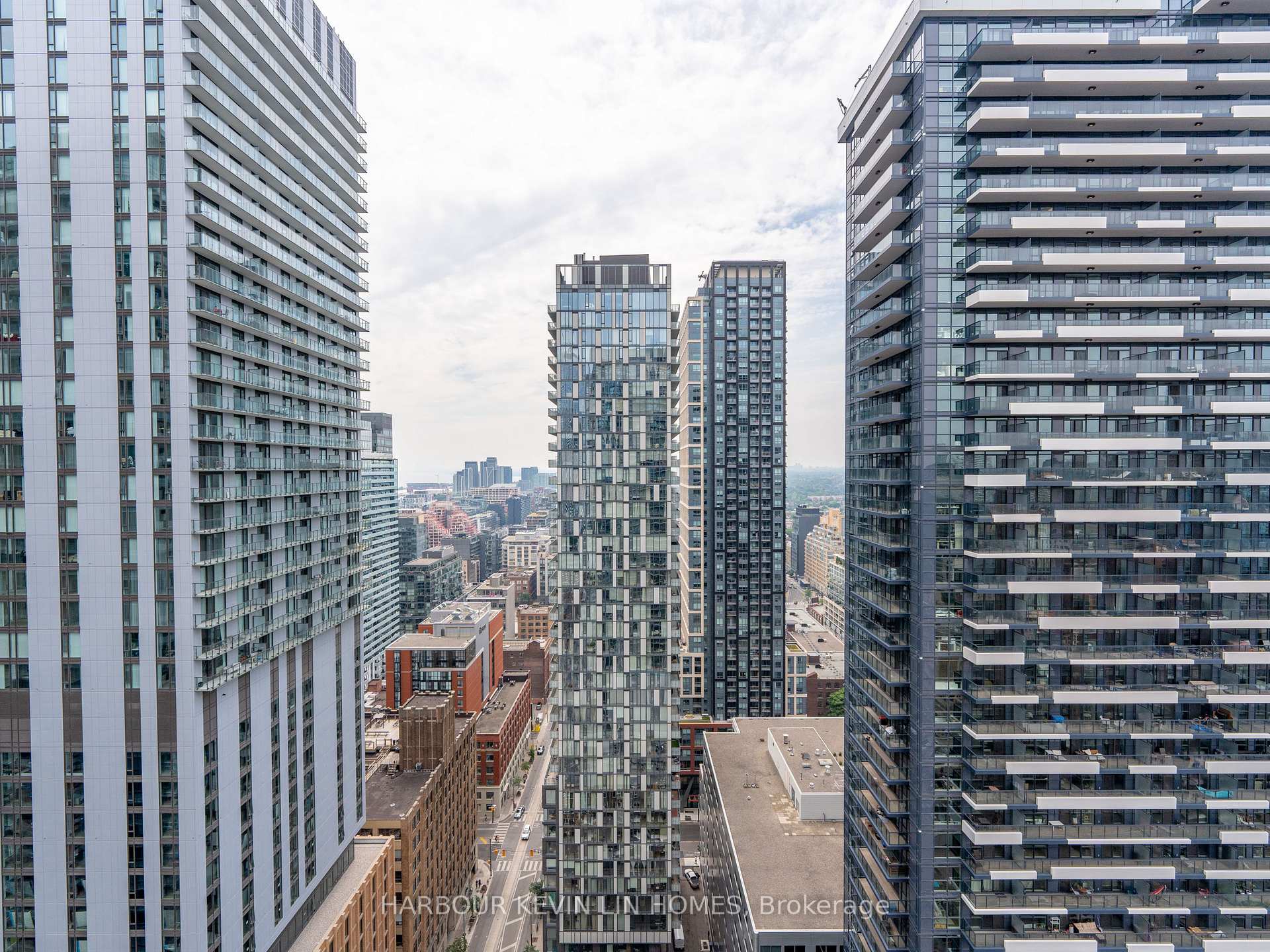 Photo 26 of Unit 3101, 290 Adelaide Street W, Toronto, Waterfront Communities — HOMEH