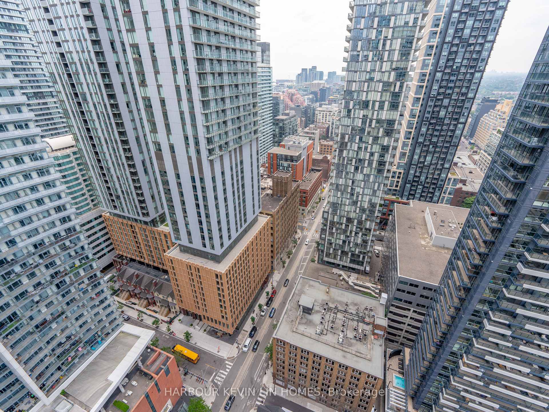 Photo 27 of Unit 3101, 290 Adelaide Street W, Toronto, Waterfront Communities — HOMEH