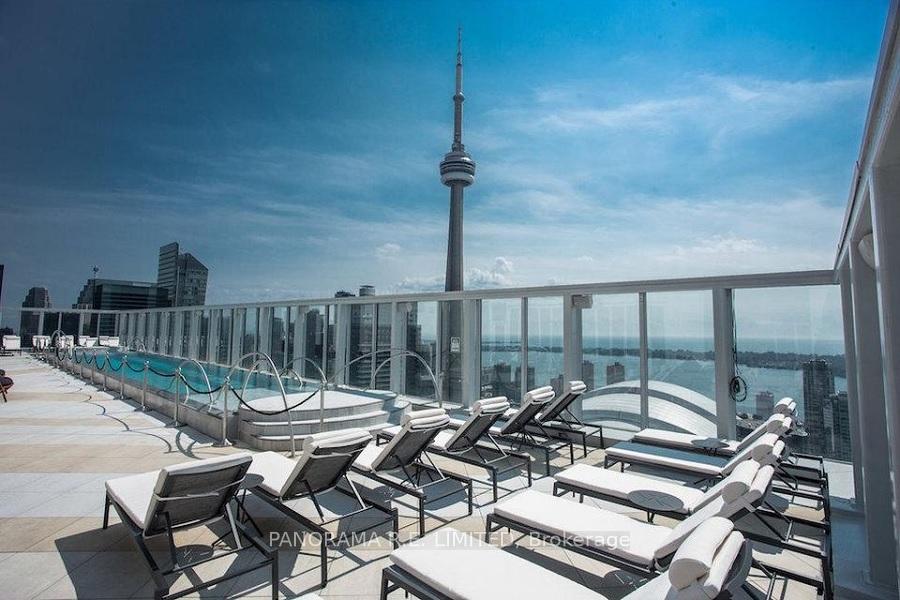 Photo 15 of Unit 3611, 88 Blue Jays Way, Toronto, Waterfront Communities — HOMEH