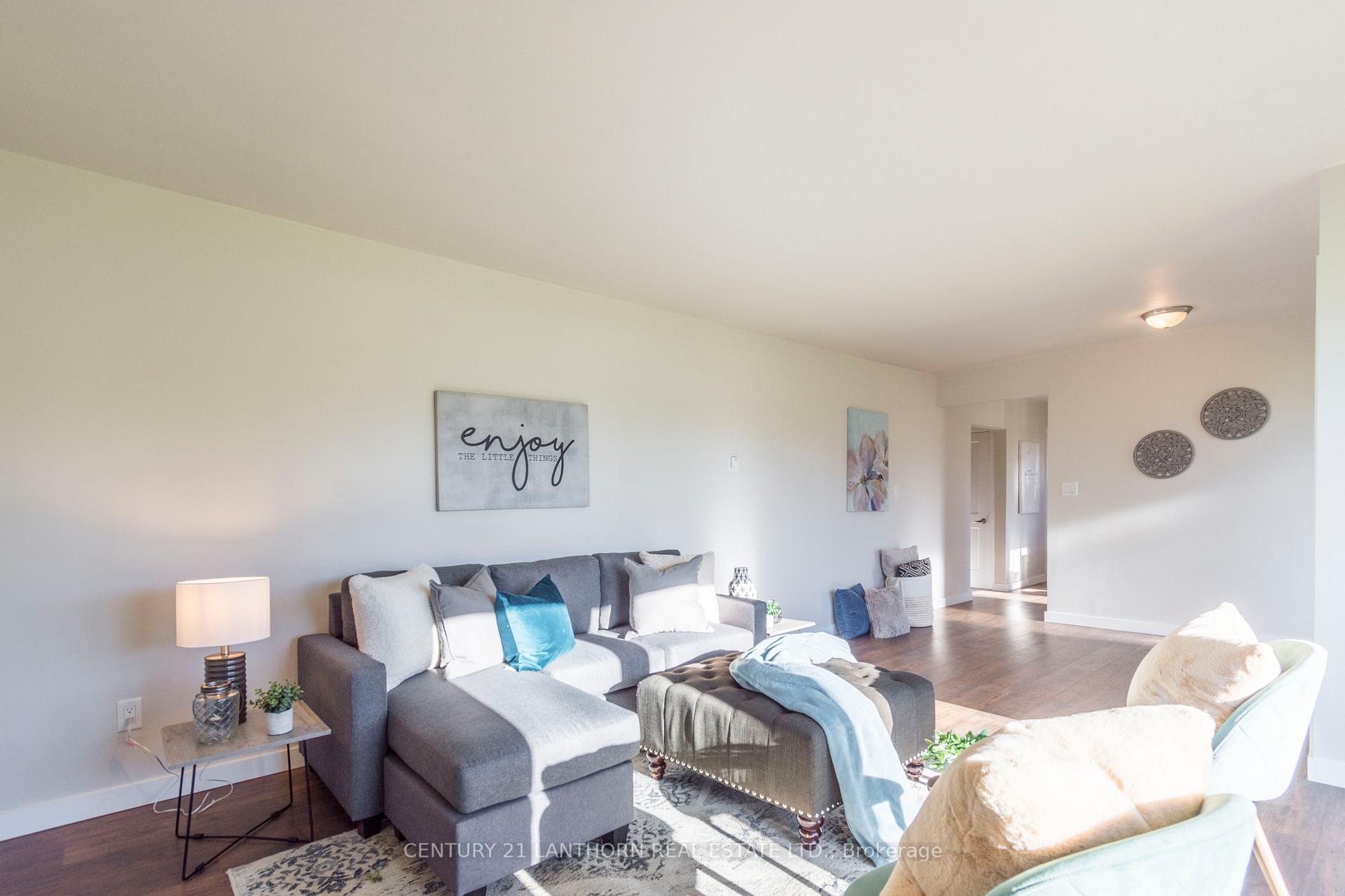Photo 5 of 13 Railway Street, Brighton, Rural Brighton — HOMEH