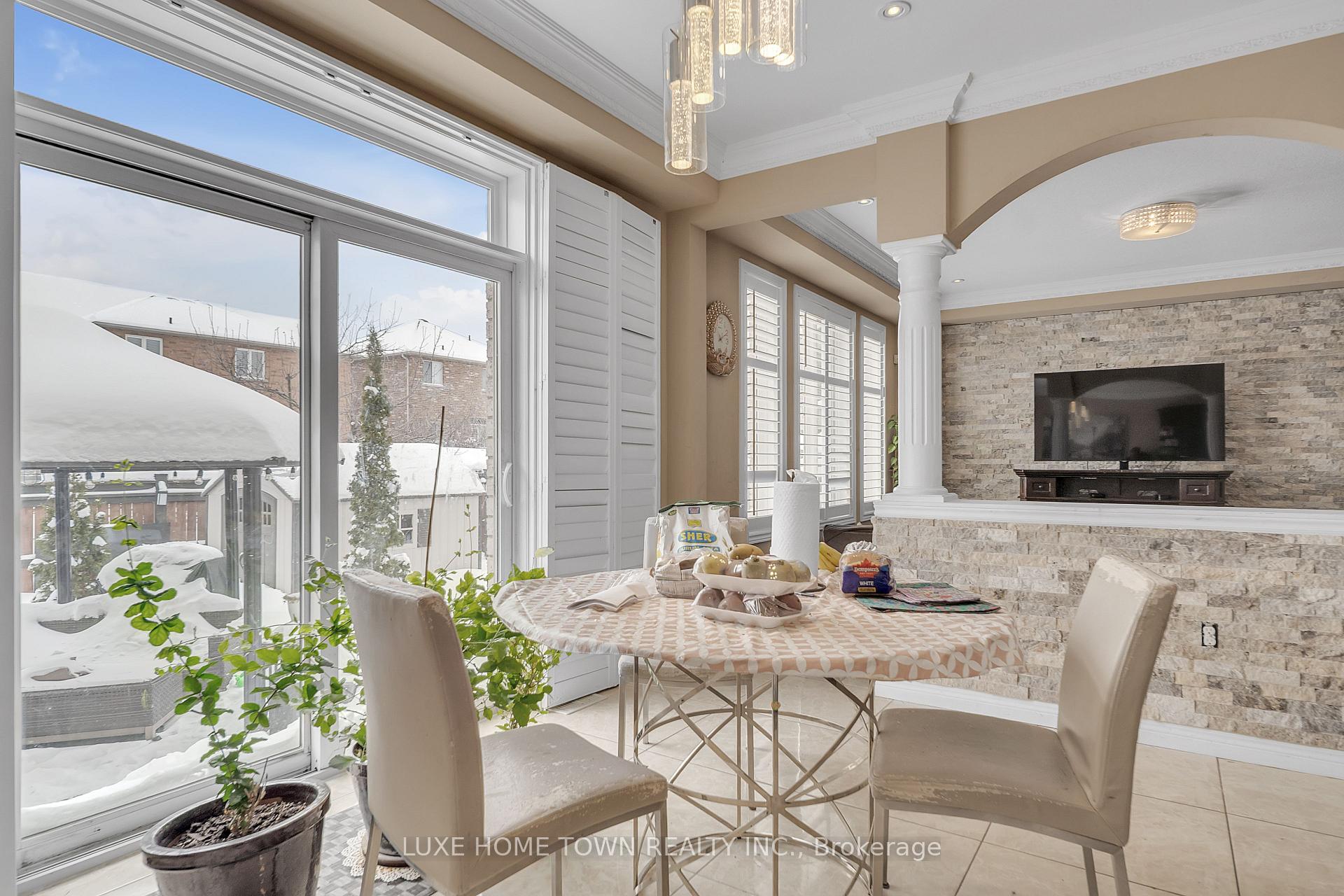 Photo 12 of 36 Chartwell Circle, Hamilton, Jerome — HOMEH