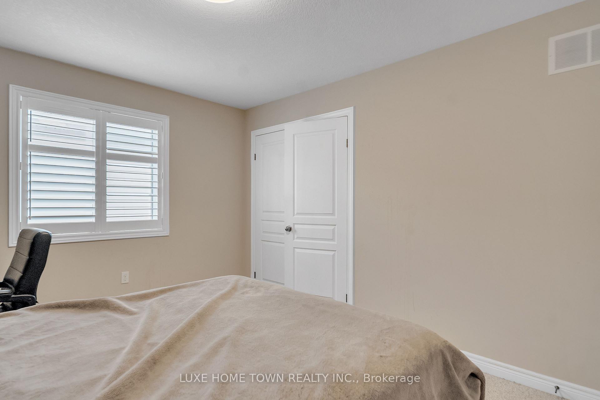 Photo 30 of 36 Chartwell Circle, Hamilton, Jerome — HOMEH