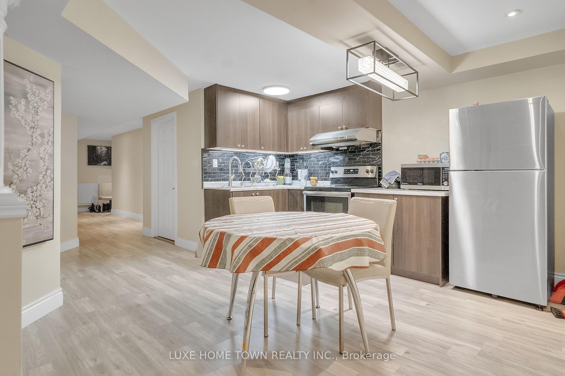 Photo 36 of 36 Chartwell Circle, Hamilton, Jerome — HOMEH