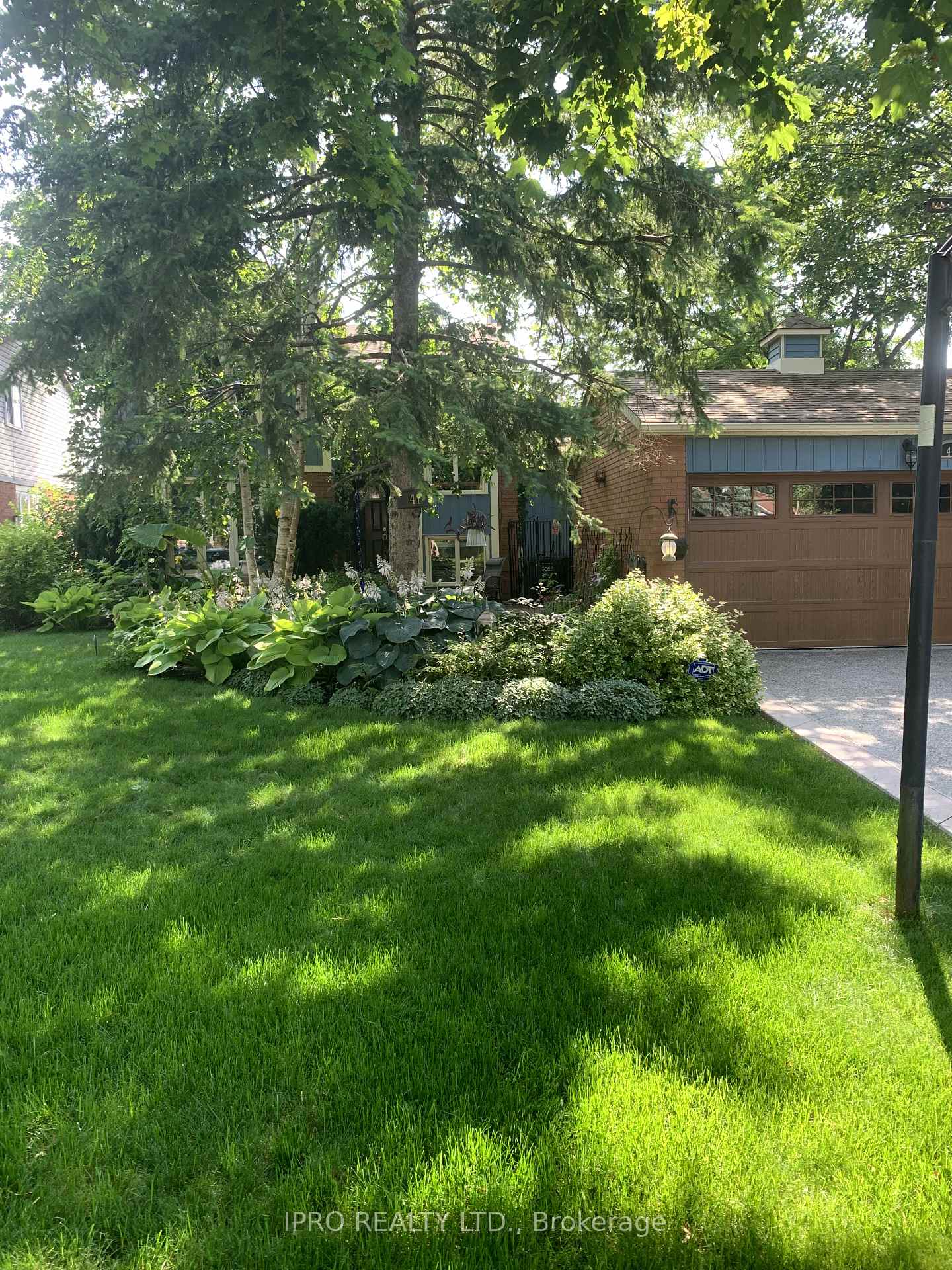 Photo 1 of 41 Marchmount Crescent, Brampton, Central Park — HOMEH