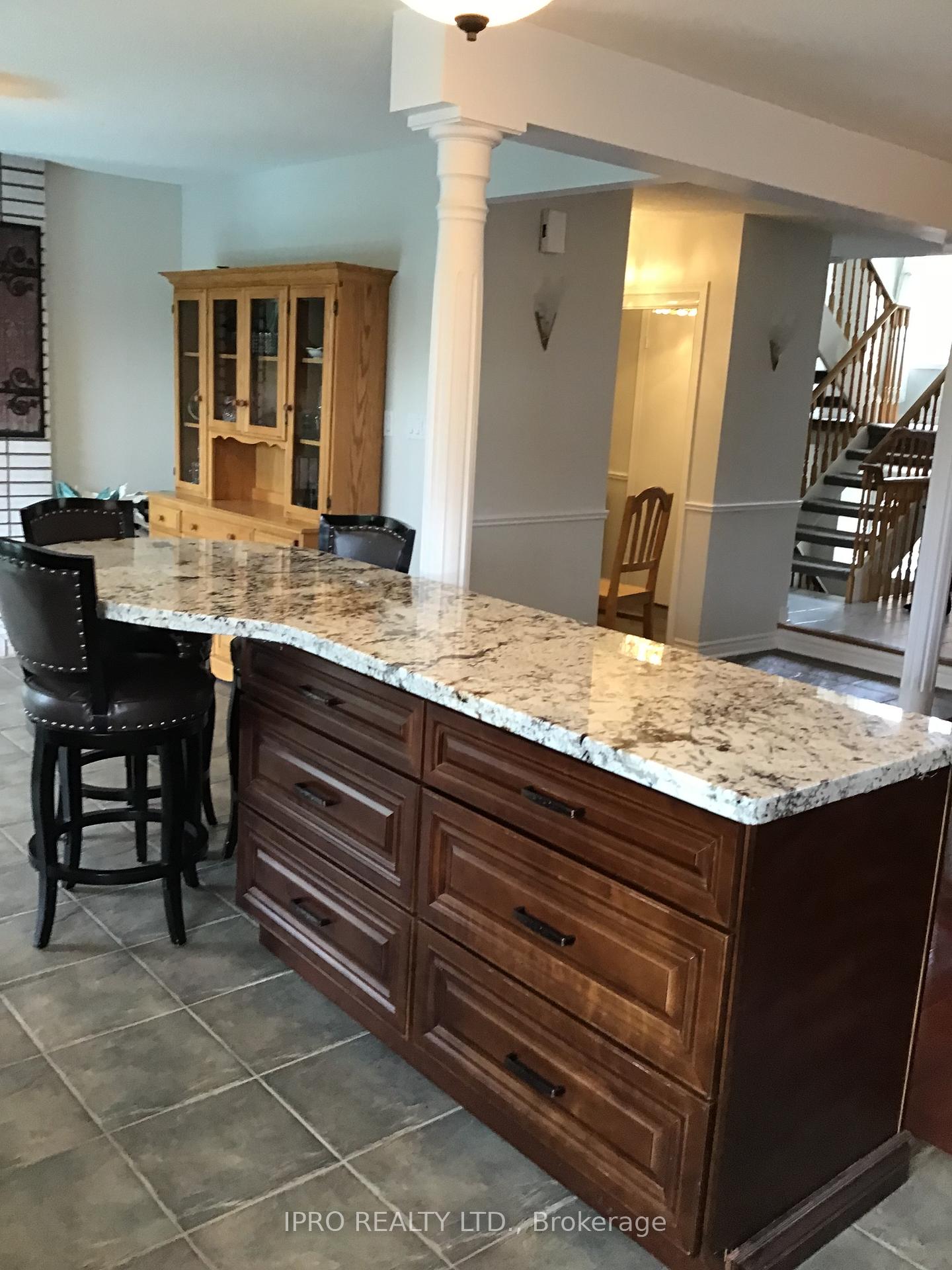 Photo 17 of 41 Marchmount Crescent, Brampton, Central Park — HOMEH