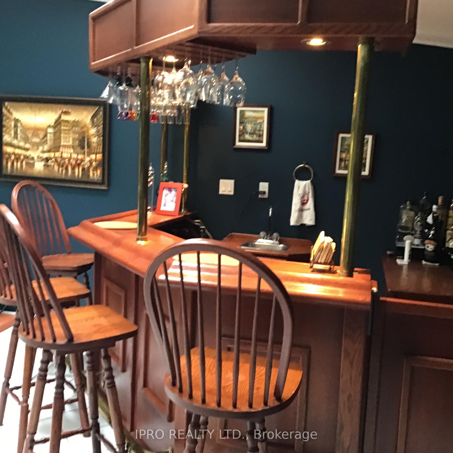 Photo 28 of 41 Marchmount Crescent, Brampton, Central Park — HOMEH