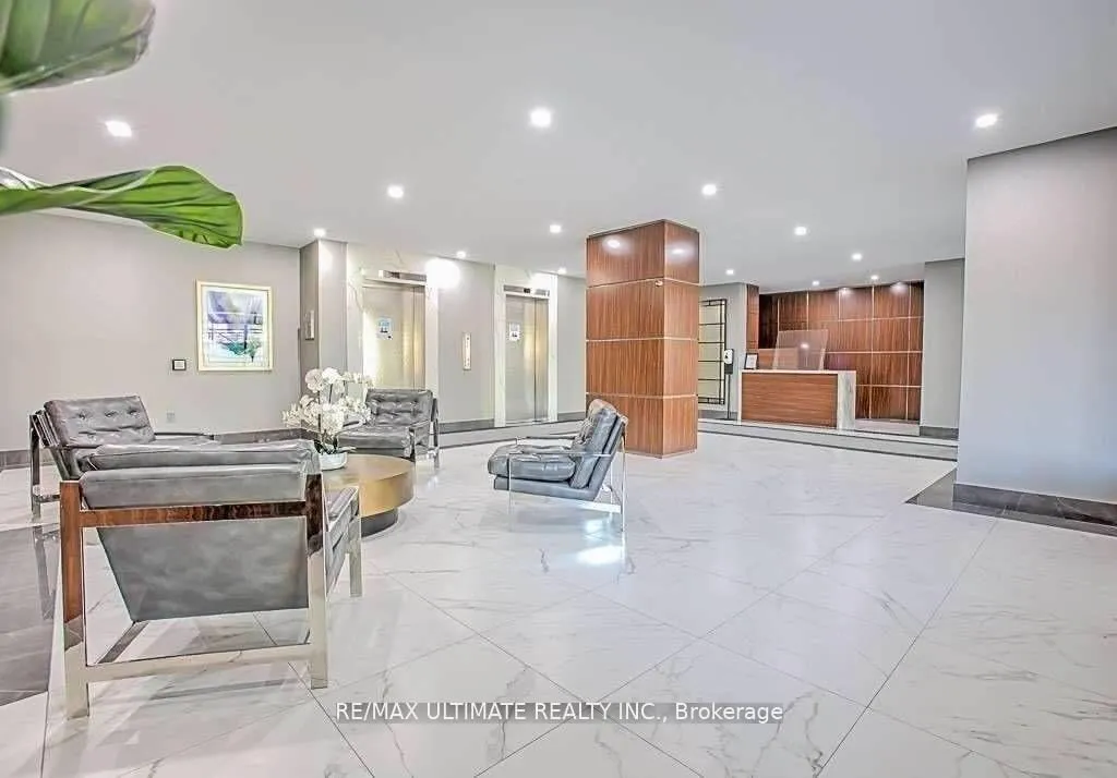 Photo 3 of Unit 309, 50 Inverlochy Boulevard, Markham, Royal Orchard — HOMEH