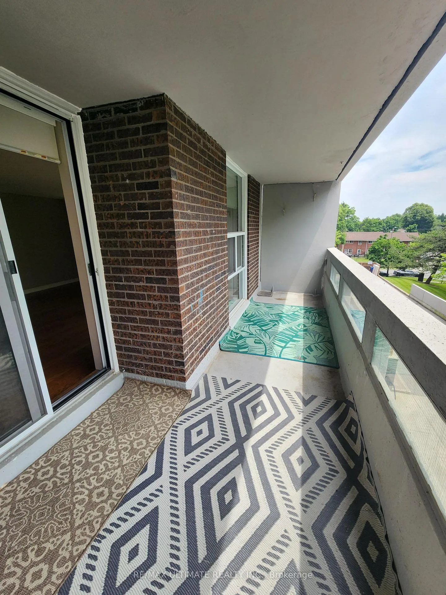 Photo 19 of Unit 309, 50 Inverlochy Boulevard, Markham, Royal Orchard — HOMEH