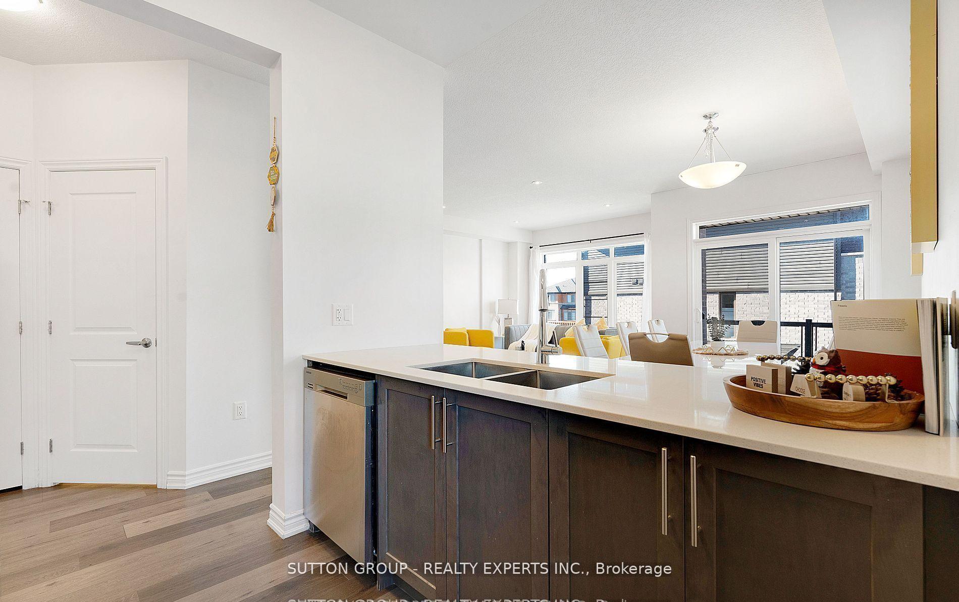 Photo 10 of Unit 102, 61 Soho Street, Hamilton, Stoney Creek Mountain — HOMEH