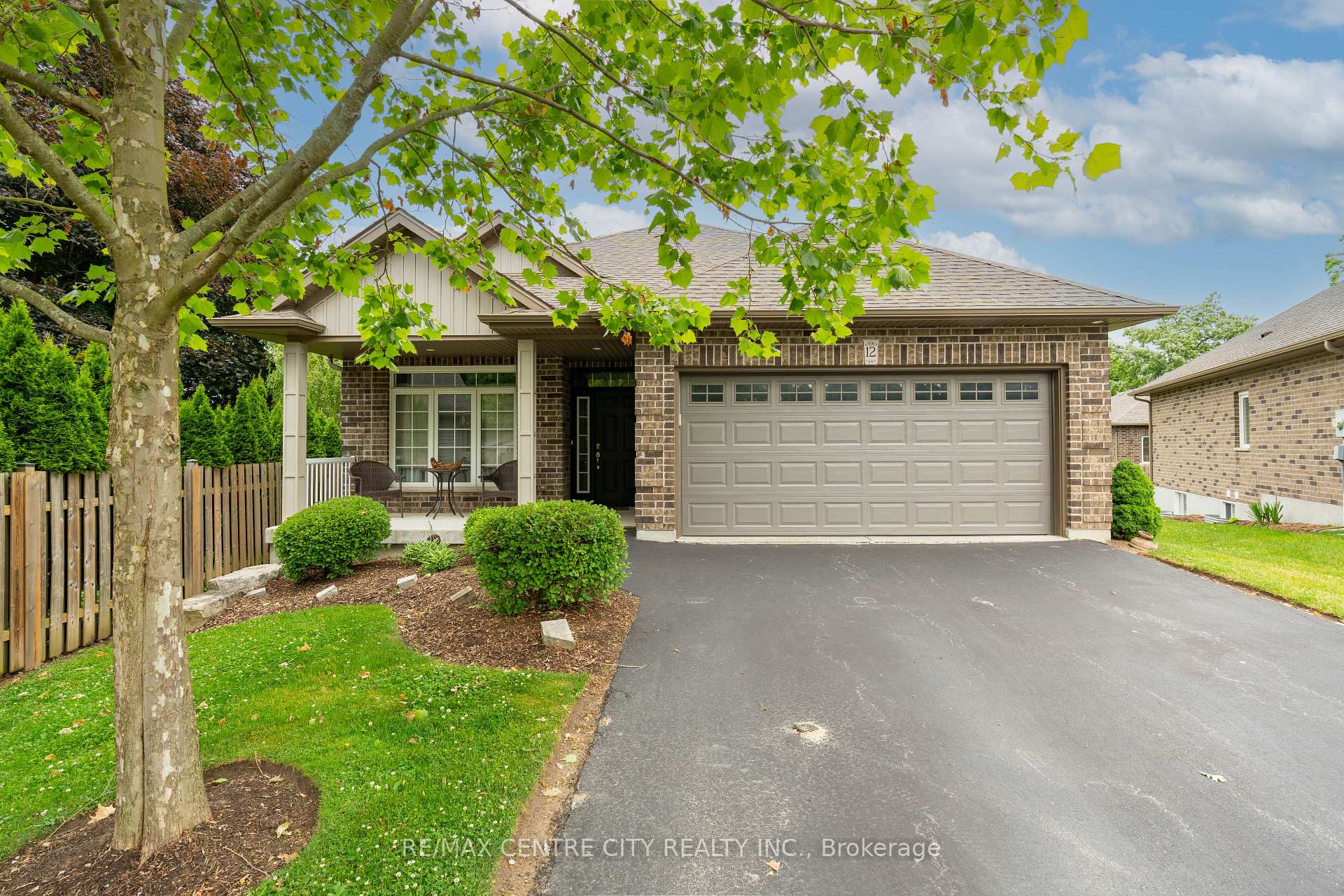 Photo 1 of Unit 12, 1 Vineden Drive, Central Elgin, Lynhurst — HOMEH